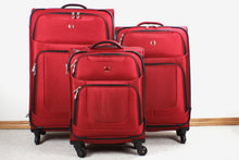 Load image into Gallery viewer, Swiss Gear 26" Softside Escape Luggage
